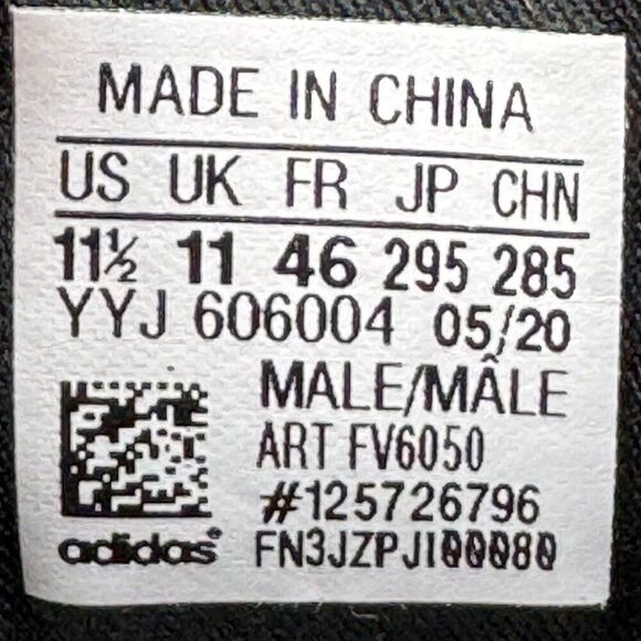 Adidas Disney x UltraBoost 'Goofy' - Picture 10 of 11